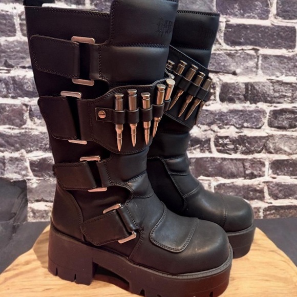 Bullet Boots - Picture 3 of 6